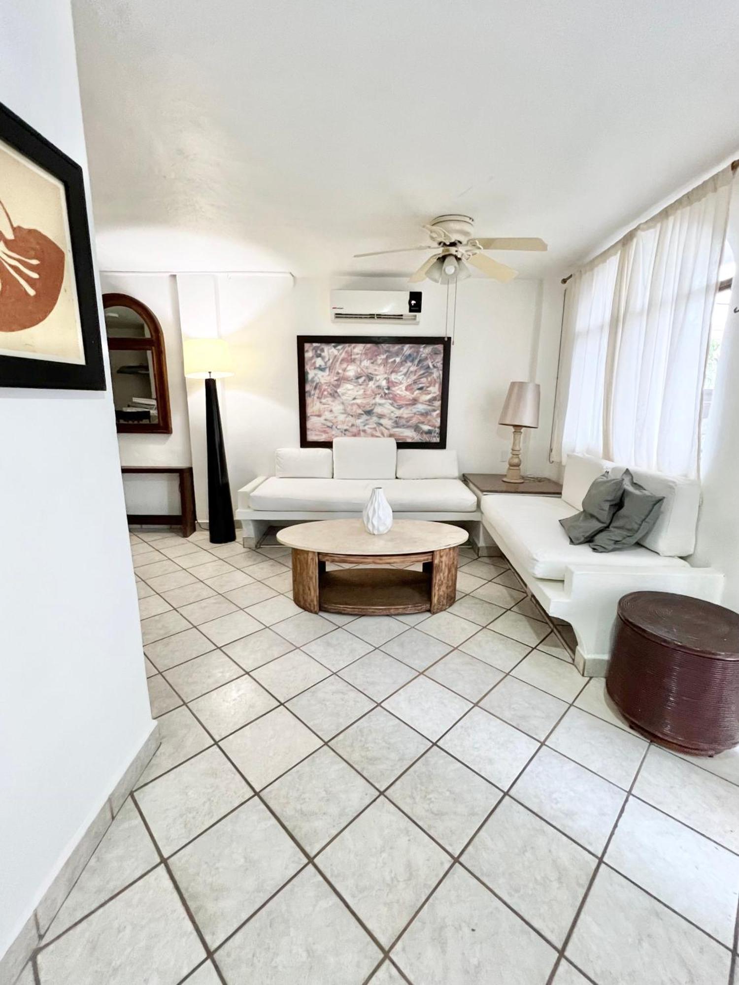 Comfy 1Br Suite By The Beach プエルトバラータ エクステリア 写真